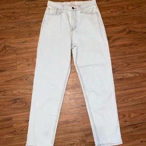 Light Wash High Rise Jeans